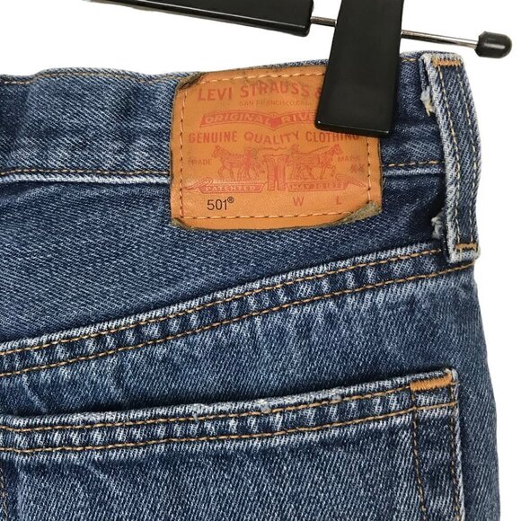 Levi's Cut Off Distressed Shorts Size 25 - Picture 6 of 7